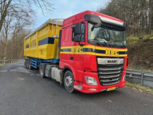 hpc_truck_transport_cargo