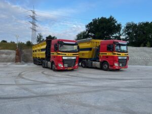 hpc_truck_transport_cargo_two_right_side
